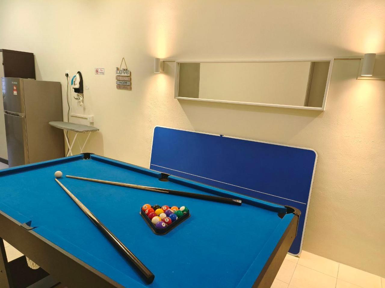 Newcastle Seri Impian Snooker Ping Pong Neflix Kluang Esterno foto